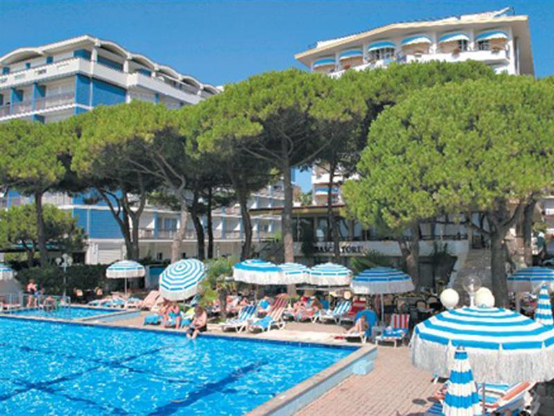 Hotel Ambasciatori Palace Lido di Jesolo Buitenkant foto