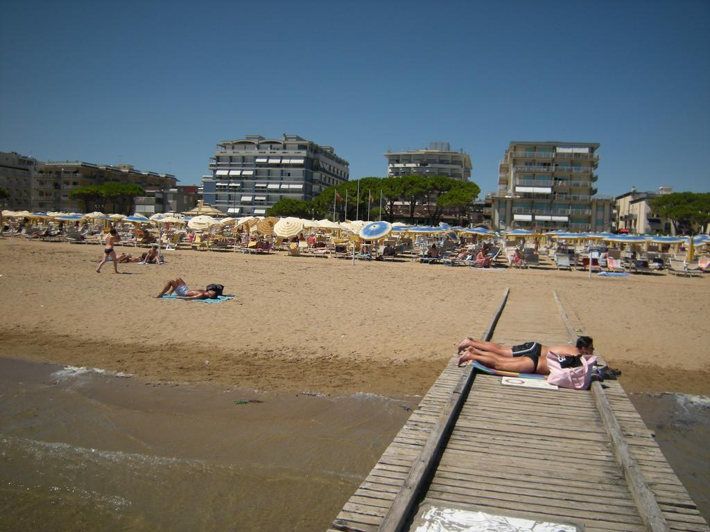 Hotel Ambasciatori Palace Lido di Jesolo Buitenkant foto