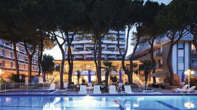 Hotel Ambasciatori Palace Lido di Jesolo Buitenkant foto
