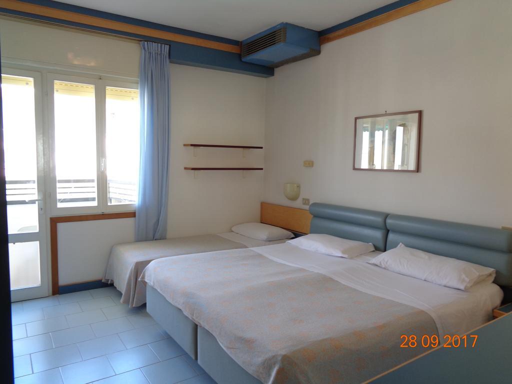 Hotel Ambasciatori Palace Lido di Jesolo Buitenkant foto