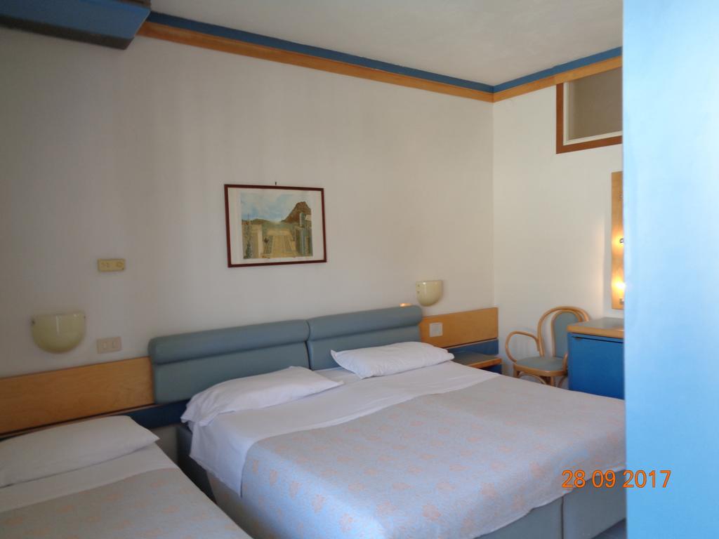 Hotel Ambasciatori Palace Lido di Jesolo Buitenkant foto
