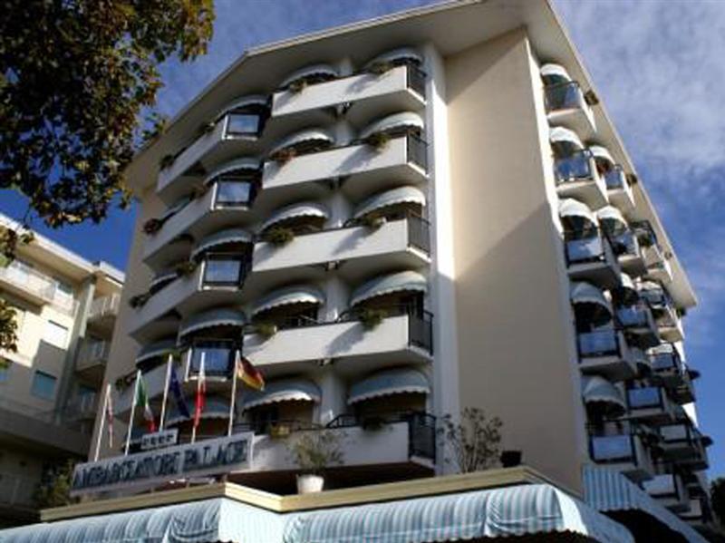 Hotel Ambasciatori Palace Lido di Jesolo Buitenkant foto